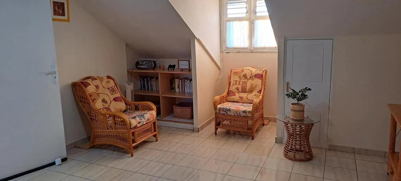 Deux pièces spacieux à Baie Mahault Appartement Baie-Mahault