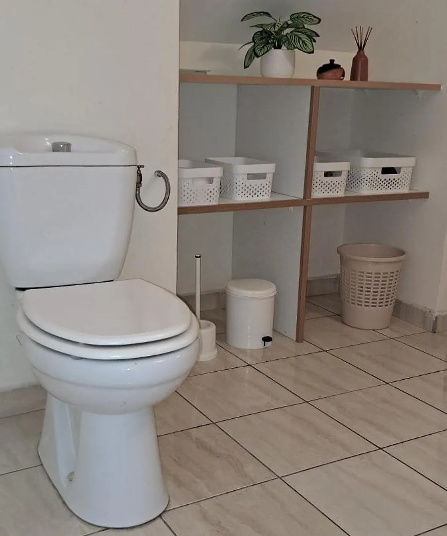 Deux pièces spacieux à Baie Mahault Appartement