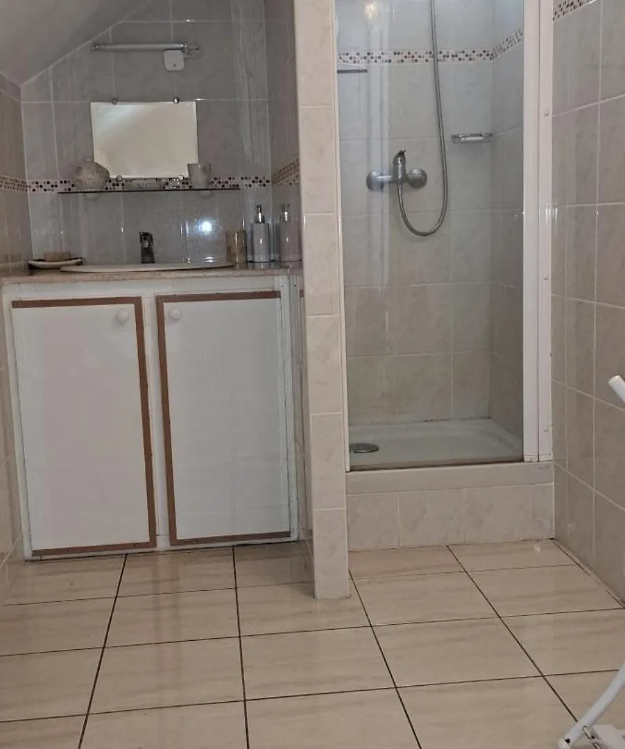 Deux pièces spacieux à Baie Mahault Appartement Baie-Mahault