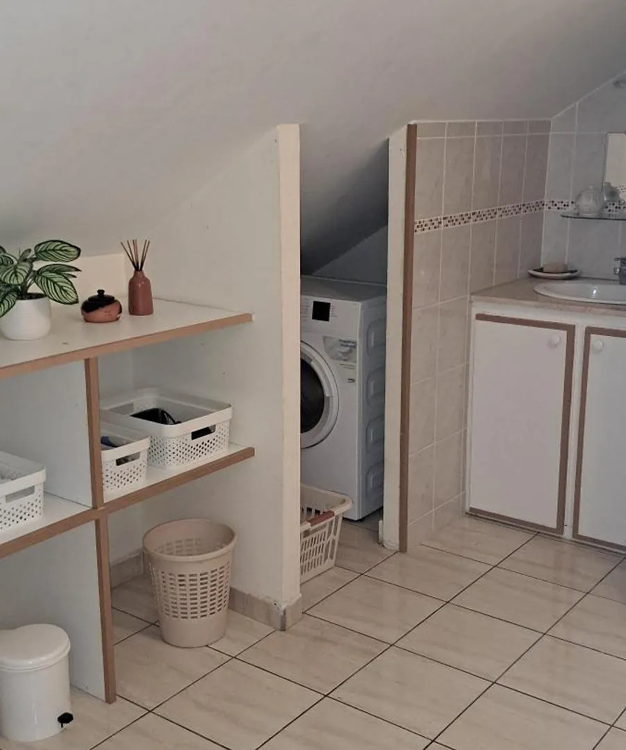 Logement Spacieux Deux Pieces A Baie Mahault 0*,  Guadeloupe